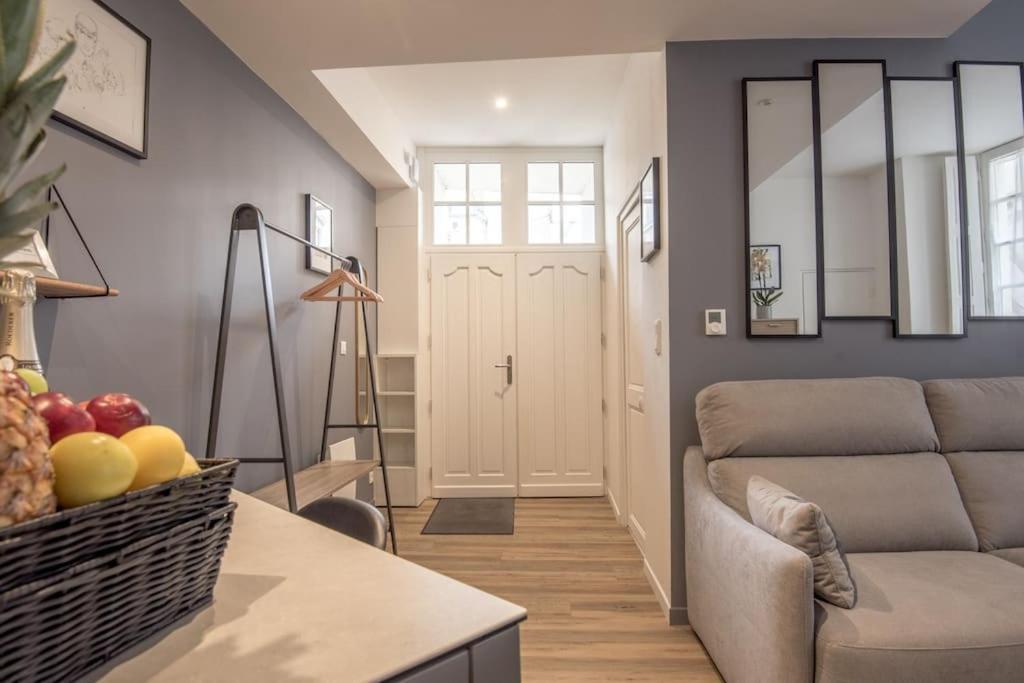 L'Espine Apartment Angers Bagian luar foto