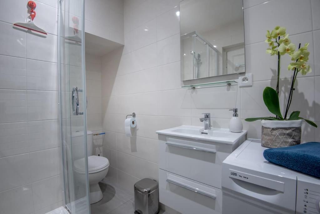L'Espine Apartment Angers Bagian luar foto