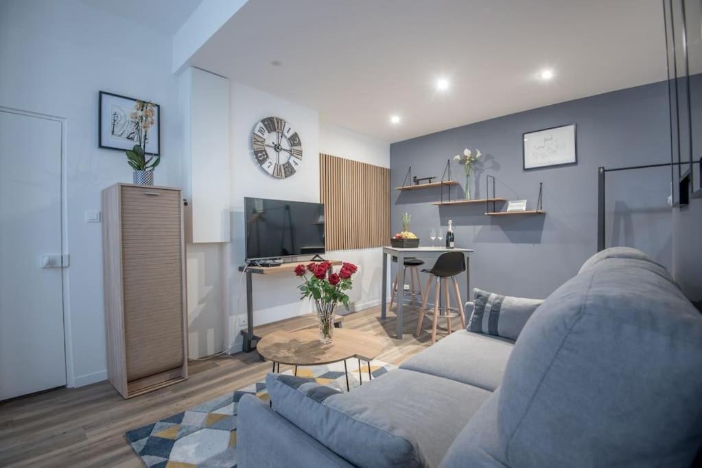 L'Espine Apartment Angers Bagian luar foto
